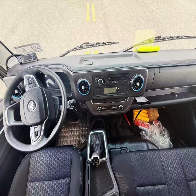 福田欧马可210马力3.0排量