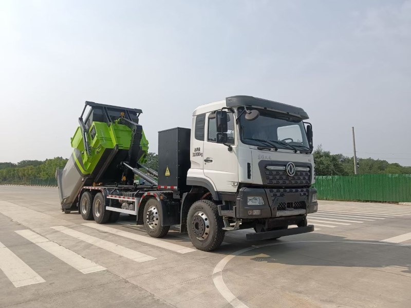 东风天锦前四后八纯电勾臂垃圾清运车