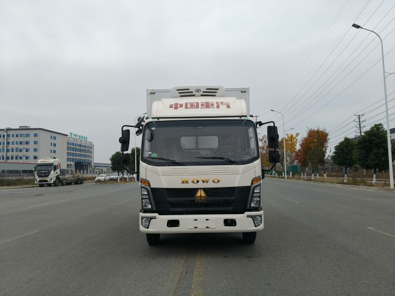重汽豪沃悍将4.2米冷藏车