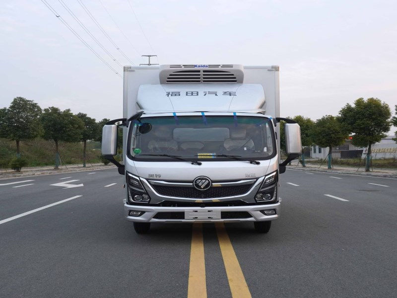 福田奥铃北极熊Pro重载版3.0 210马力冷藏车