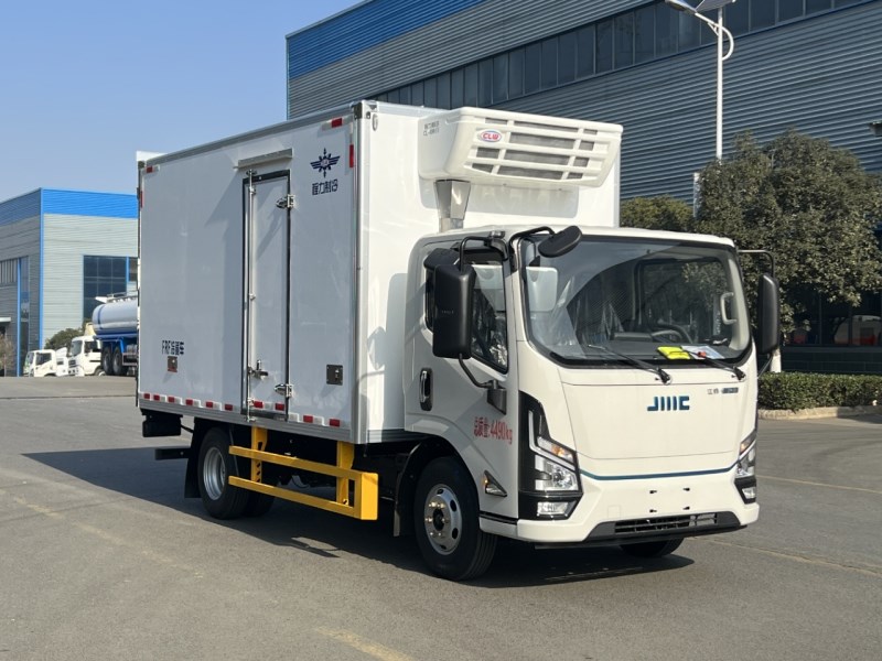 江铃E路达纯电动冷藏车4.2米