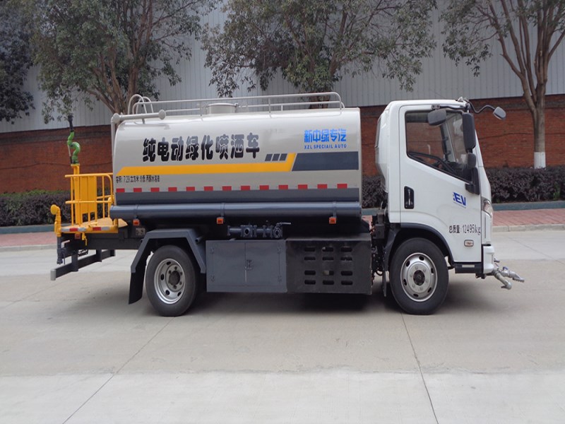 上汽12.5吨纯电动绿化喷洒车