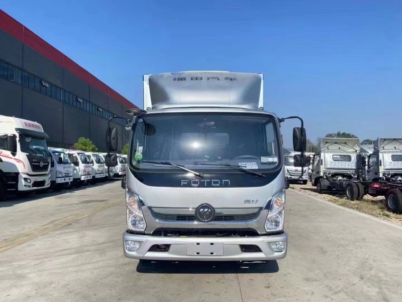 福田奥铃速运排半康机156马力冷藏车 