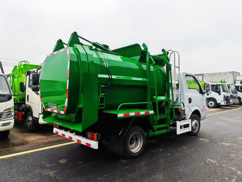 东风华神纯电动餐厨垃圾车