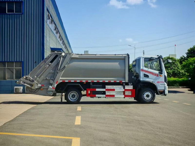 东风华神DV3纯电动压缩垃圾车