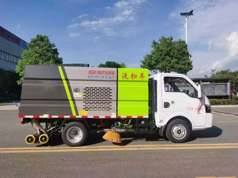 蓝牌东风途逸洗扫车1.8方水2方垃圾