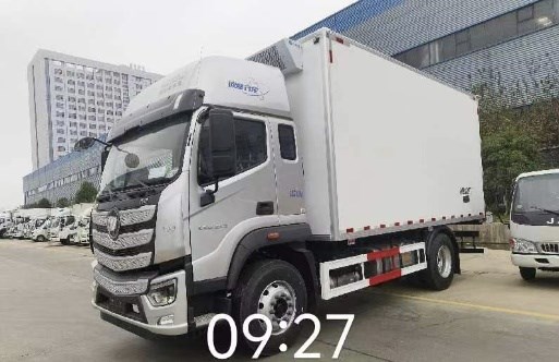 5.2米奔驰-欧曼行星冷藏车