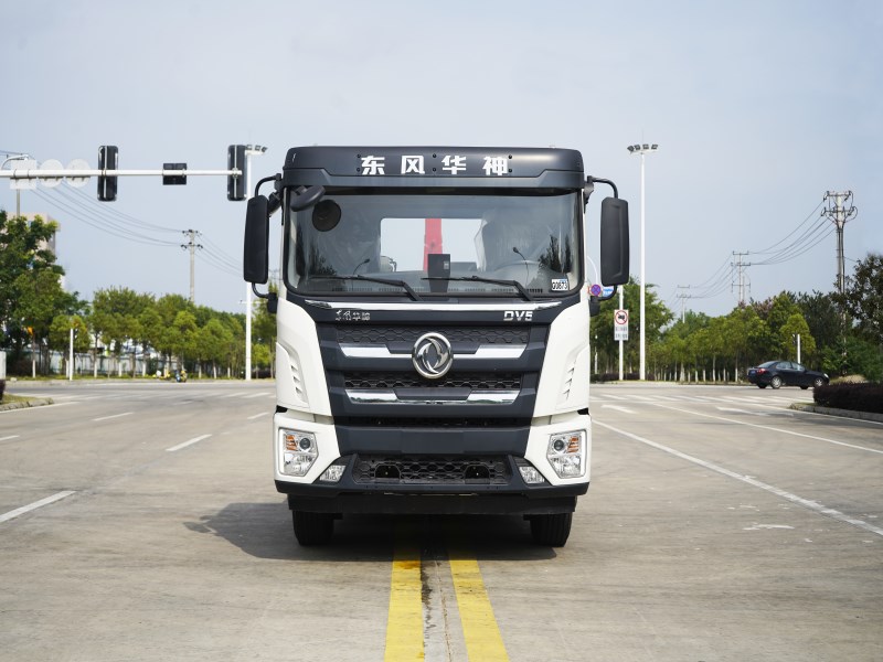 东风华神纯电套臂垃圾车