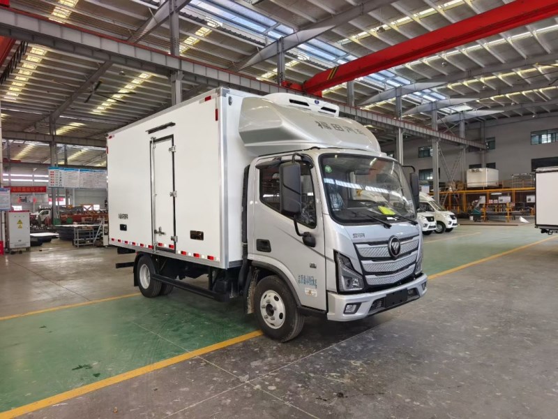 新款福田欧马可欧康190马力冷藏车