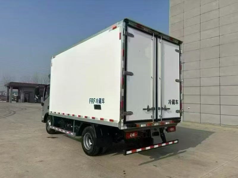 欧马可新款165马力冷藏车