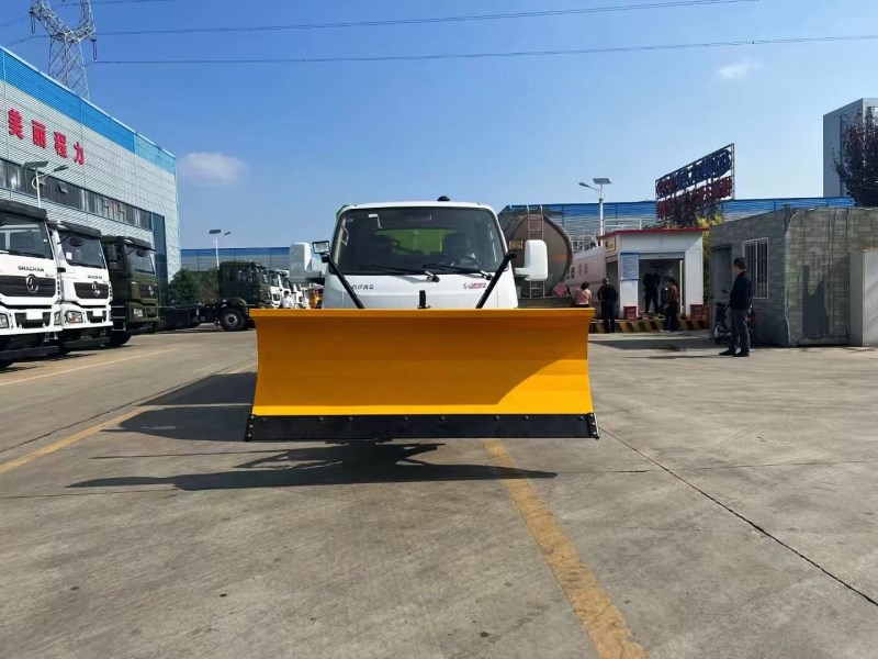 蓝牌途逸洗扫车