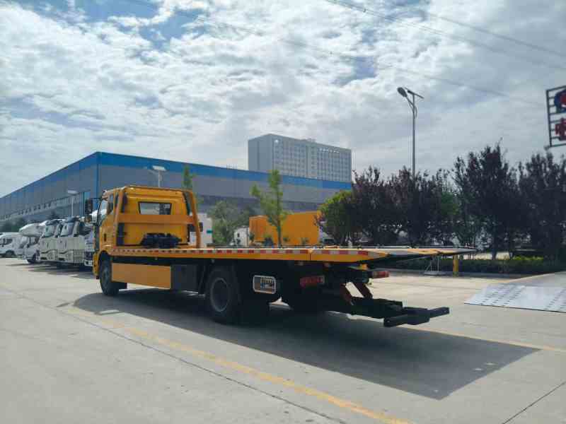 解放J6L黄牌一拖二清障车