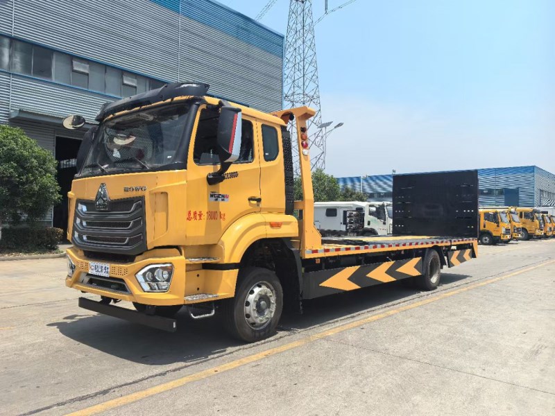 重汽豪沃NX平板清障车