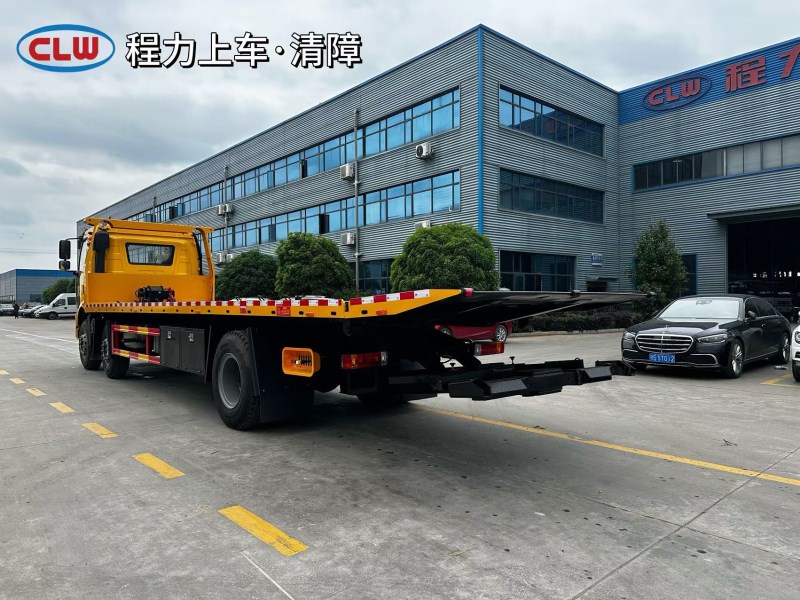 解放J6L大柴320马力清障车