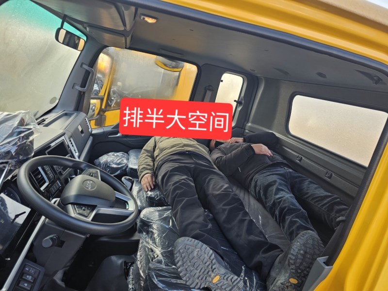 骏铃A8pro3800轴距排半和单排康明斯170马力