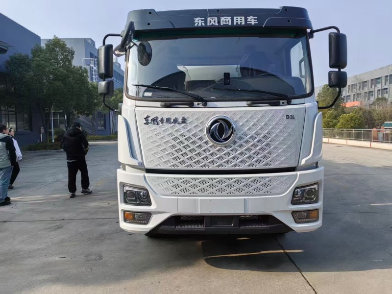 东风商用D3L 16吨单吸污