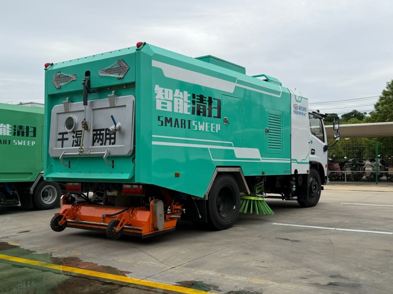 东风 3800 福瑞卡道路污染清除车