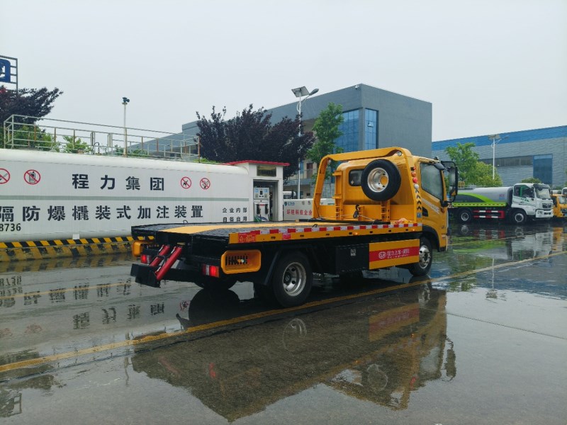 华神新能源电车100.46度电