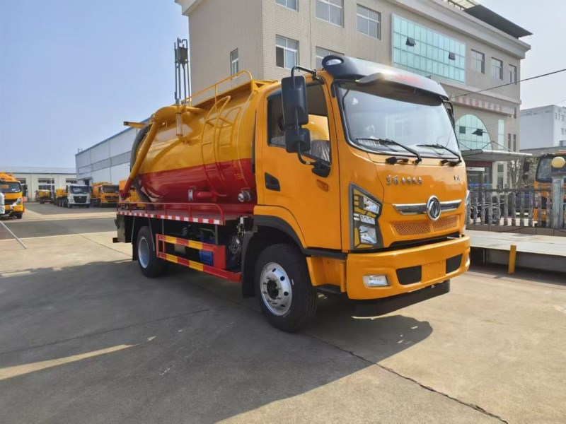 东风商用D1L 14吨清洗吸污车12方容积
