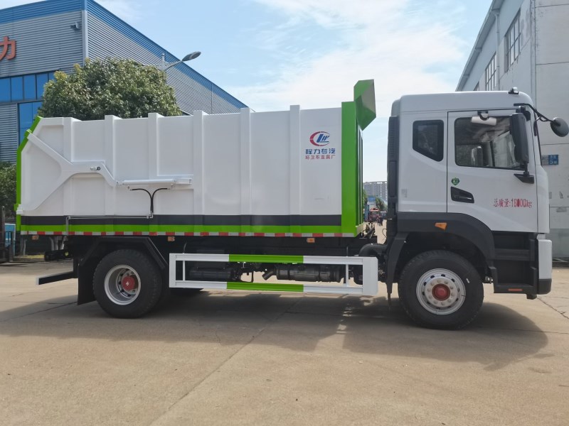 新款D9对接垃圾车