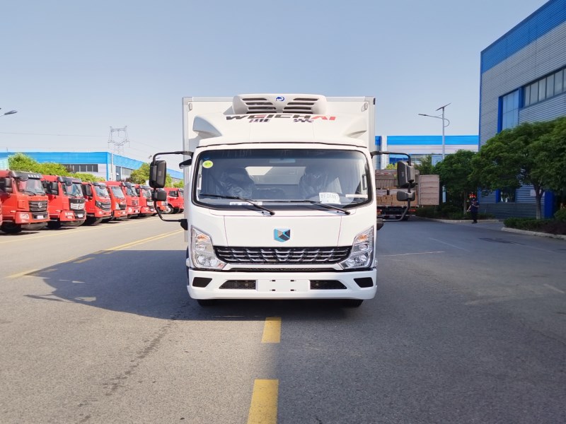 蓝擎自动挡冷藏车