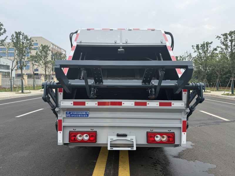 6.5方或5.8方福田欧马可智蓝新能源压缩垃圾车
