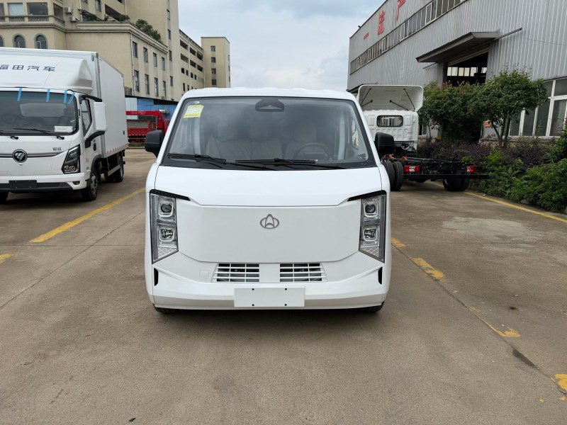 长安跨越星V9纯电冷藏车