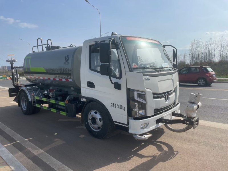 飞碟奥驰EV5纯电黄绿牌5方洒水车