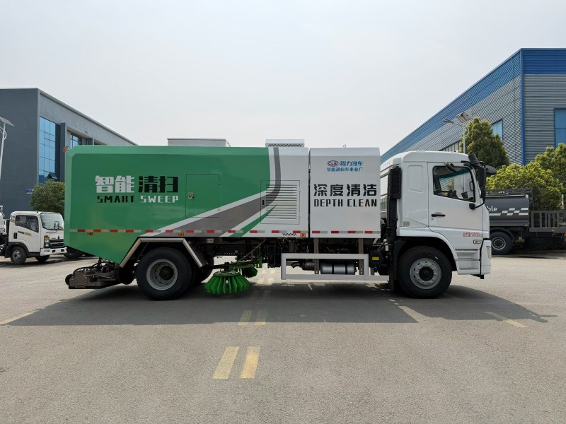 陕汽道路污染物清除车