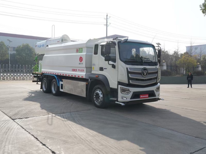 奔驰欧曼·后双桥·纯电动·抑尘车