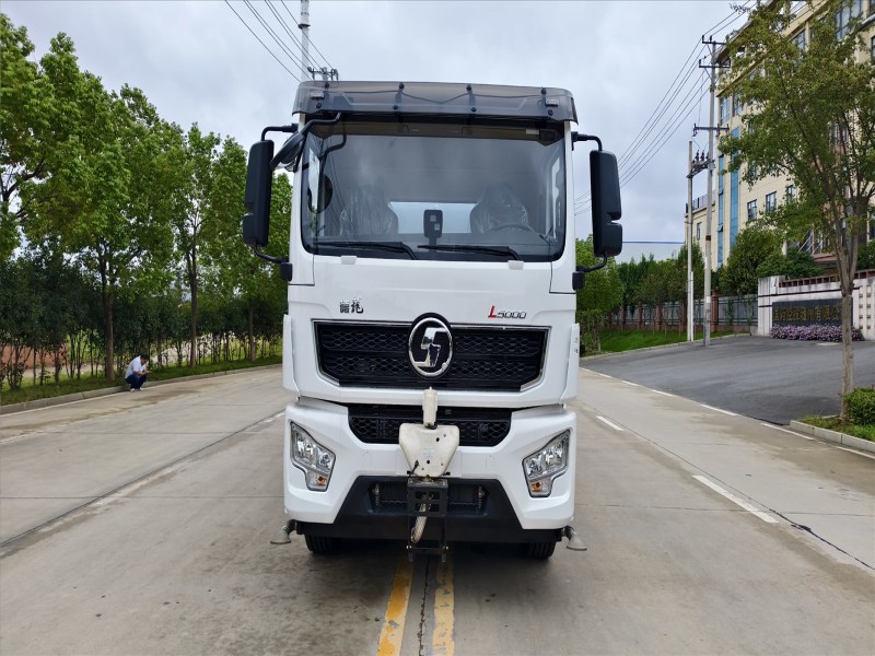 13方陕汽纯电动绿化喷洒车169度电