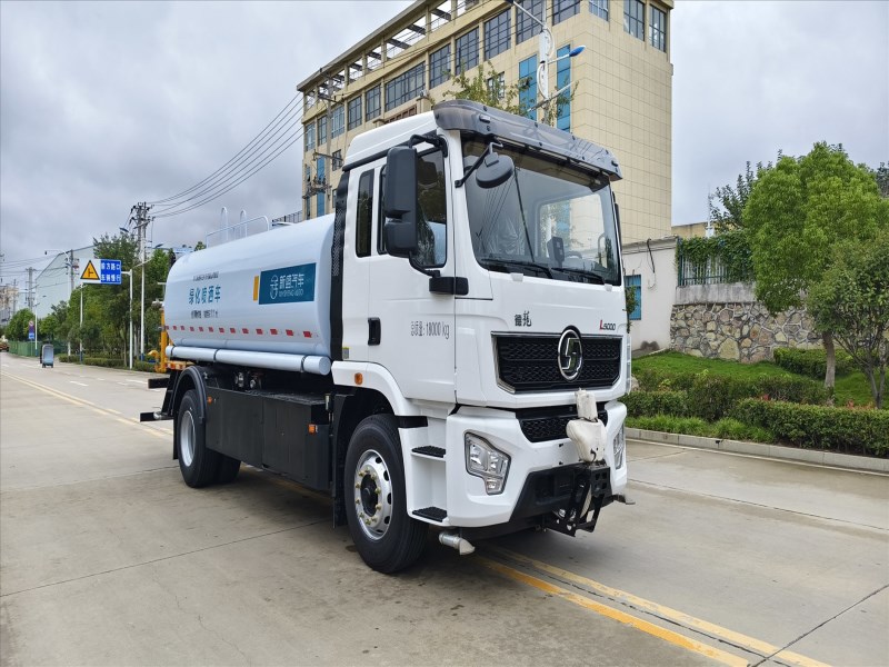 13方陕汽纯电动绿化喷洒车169度电