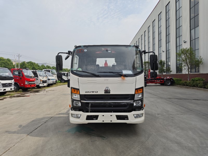 重汽豪沃 - 蓝牌 地库版勾臂垃圾车 楚帝上装
