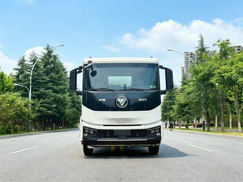 奔驰欧曼·银河3·高端单桥洒水车
