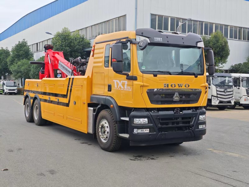 重汽豪沃后双桥拖吊连体清障车